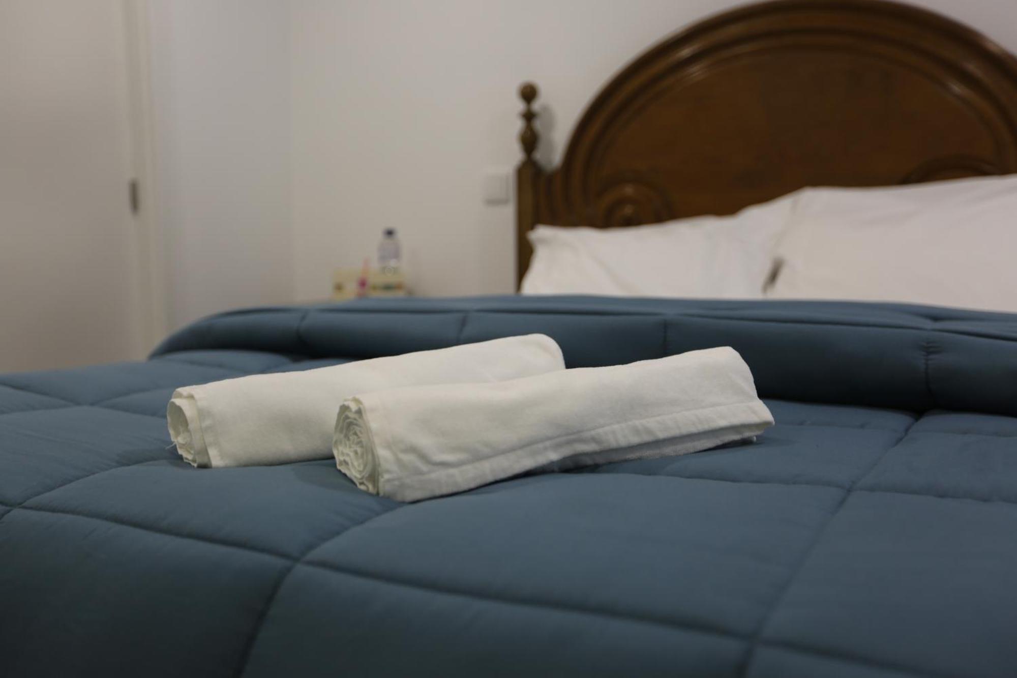 Albergue Ultreya เอสโปเซนเด ภายนอก รูปภาพ